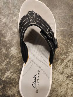 Womens Clark's  size 7 sandal