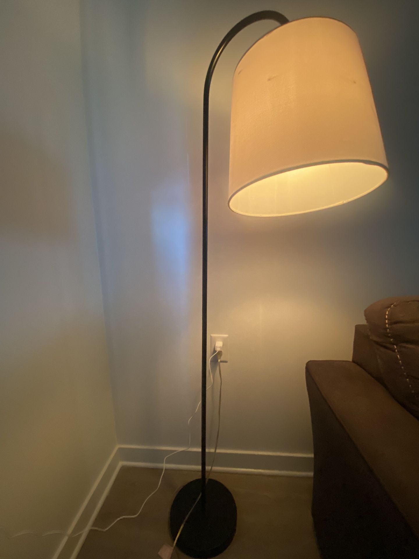 Lamp - Replaceable Shade