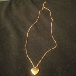 Nice Gold Finish Chain