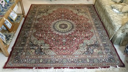 100% Wool Oriental Rug, 9×7 Feet.