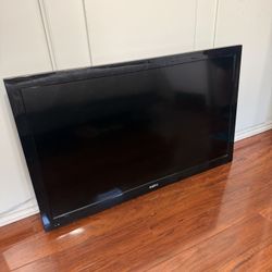 SANYO 46 Inches TV