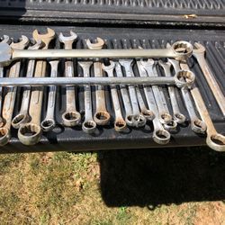 TRUCK S.A.E. WRENCHES (25 WRENCHES)