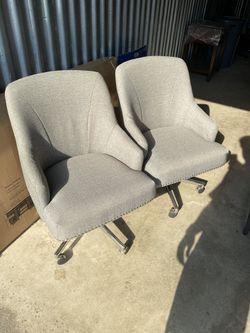 Gray Dinning Room Chairs / Desk Chairs / Dinning Room Chairs / Table Chairs 