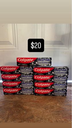 Colgate MaxFresh Charcoal Toothpaste Bundle (9 Pack)