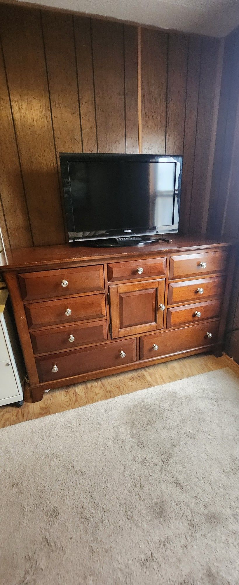 Medium Size Dresser alittle heavy all drawers work great.