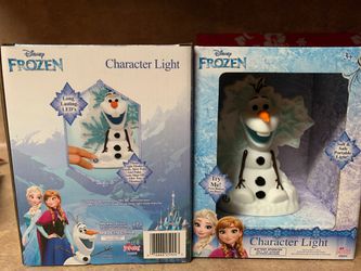 New Disney Olaf character light 3+ years