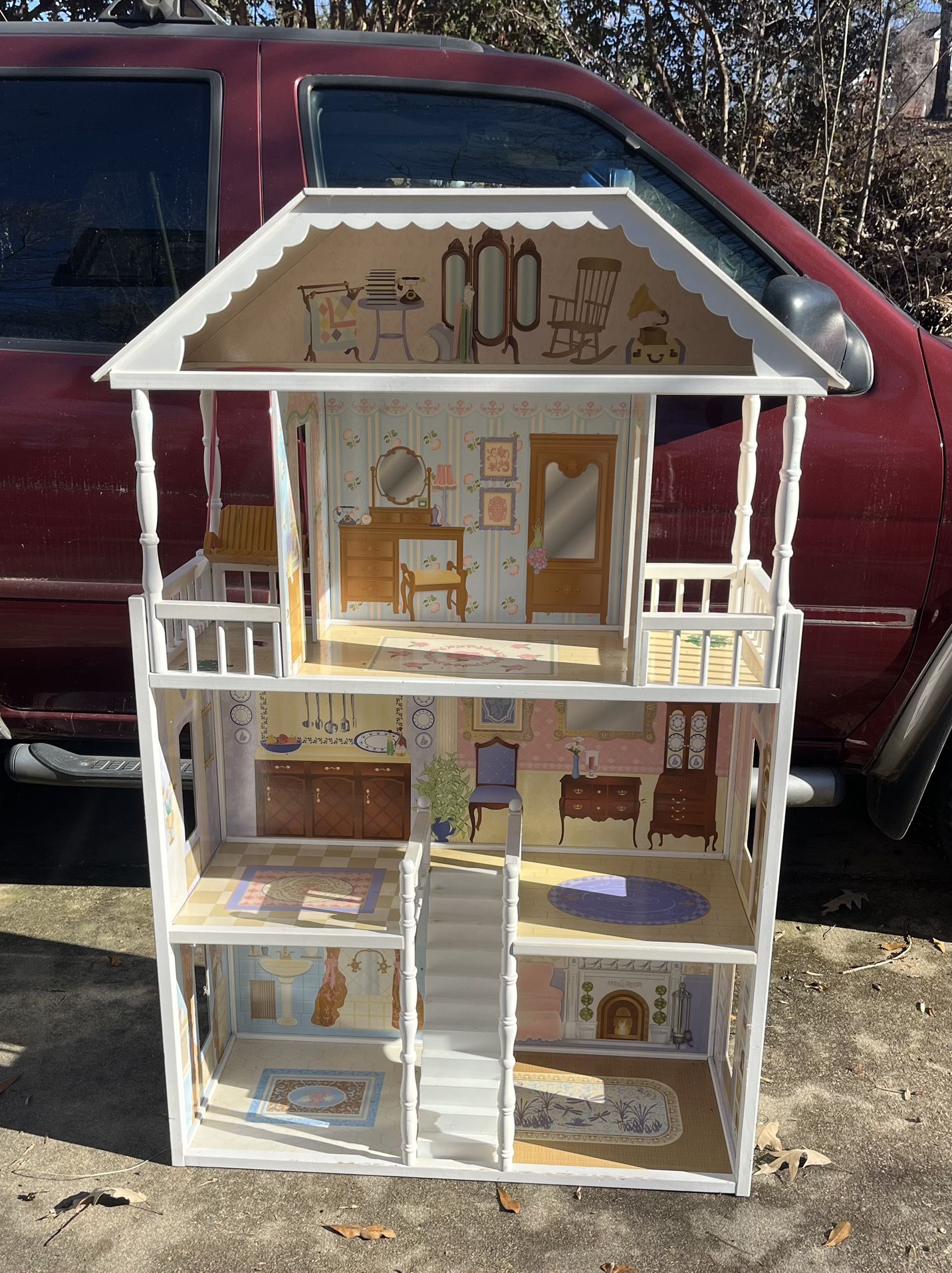 Doll House Large
