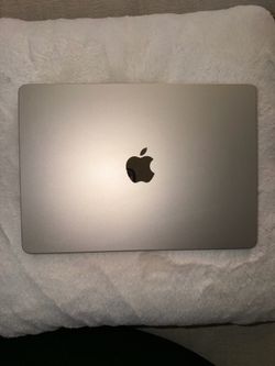 Apple MacBook Air M2
