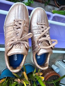 K Swiss size US11 shoes for women golden