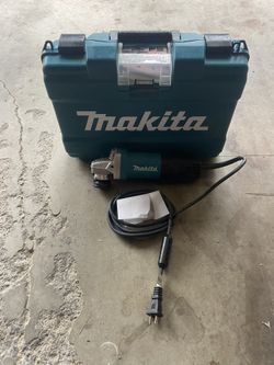 Makita Grinder