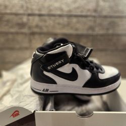 Air Force 1 Mid Stussy