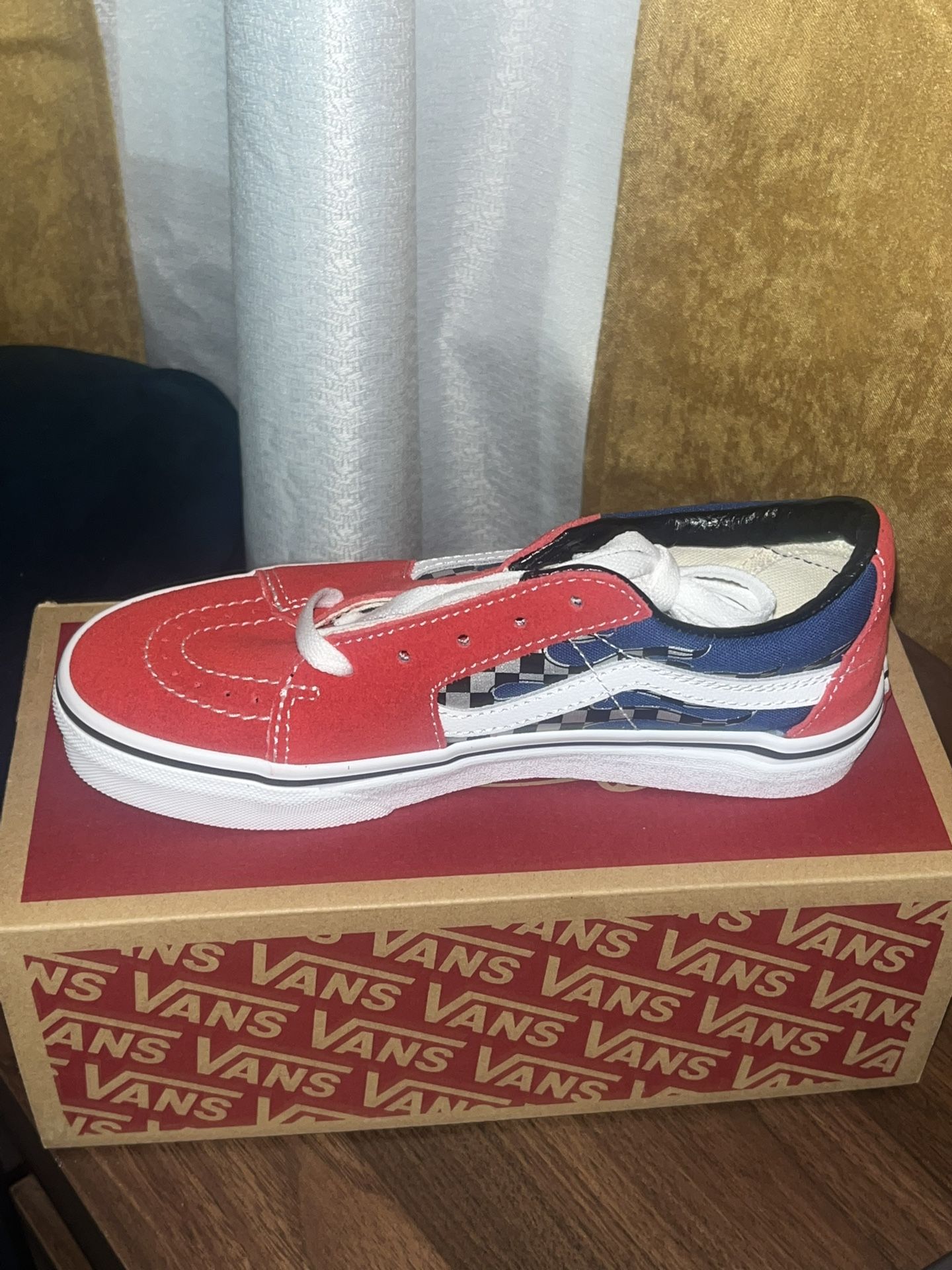 Little kids size 3 vans never worn 