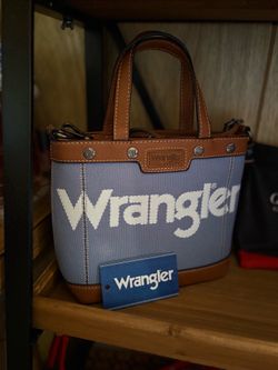 Wrangler purse 👜