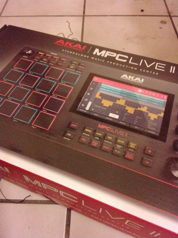 Akai MPC LIVE II
