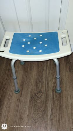 MED OKAR Brand Shower Seat. Used But In Excellent  Condition 
