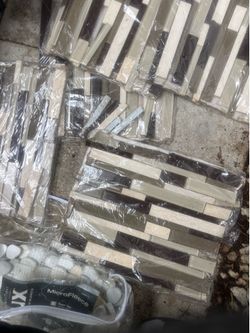 Material for wall or artisan for vitro mosaics