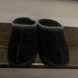 Ugg Tasmans Size 6 Black
