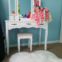 Tri Folding mirror vanity set