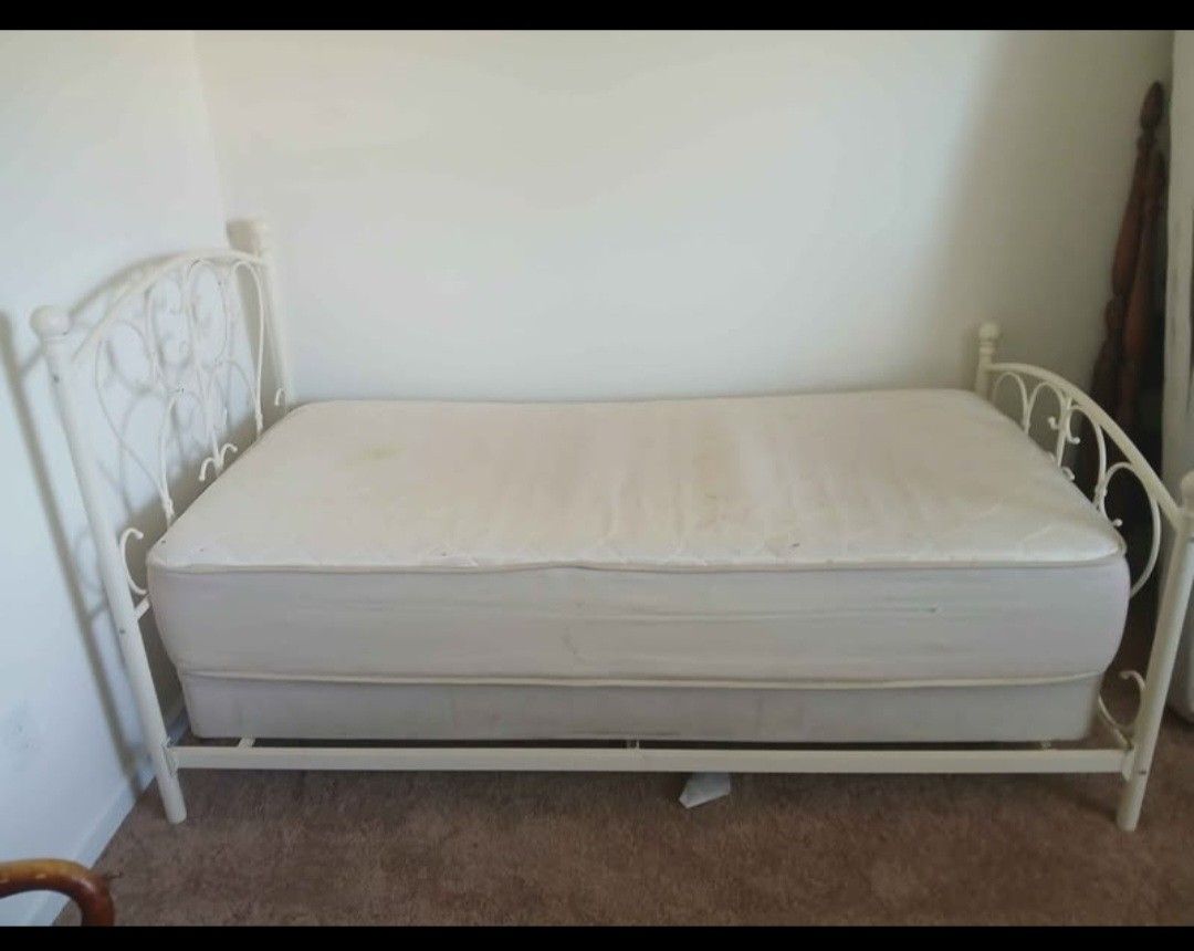 twin bed