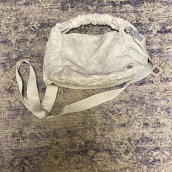 Lululemon Crossbody Bag White Gray Camo Print 