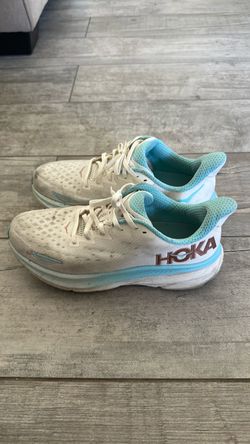 Hoka Cliffton 9 size 9 (men)