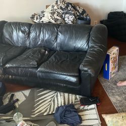 Free Black Leather Couch 3 Seater