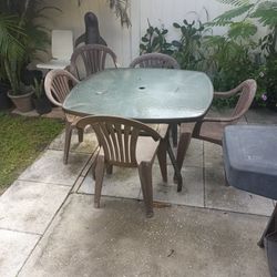 Patio. Table With 5 Chairs Fair Condition $30 For All