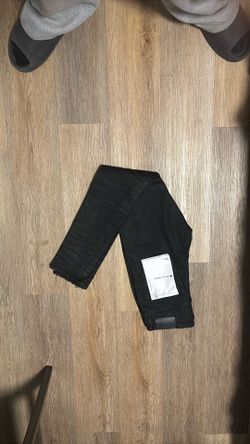 selling purple jeans