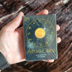 Oracle / Tarot Decks