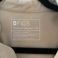 Figs Women Scrubs Set