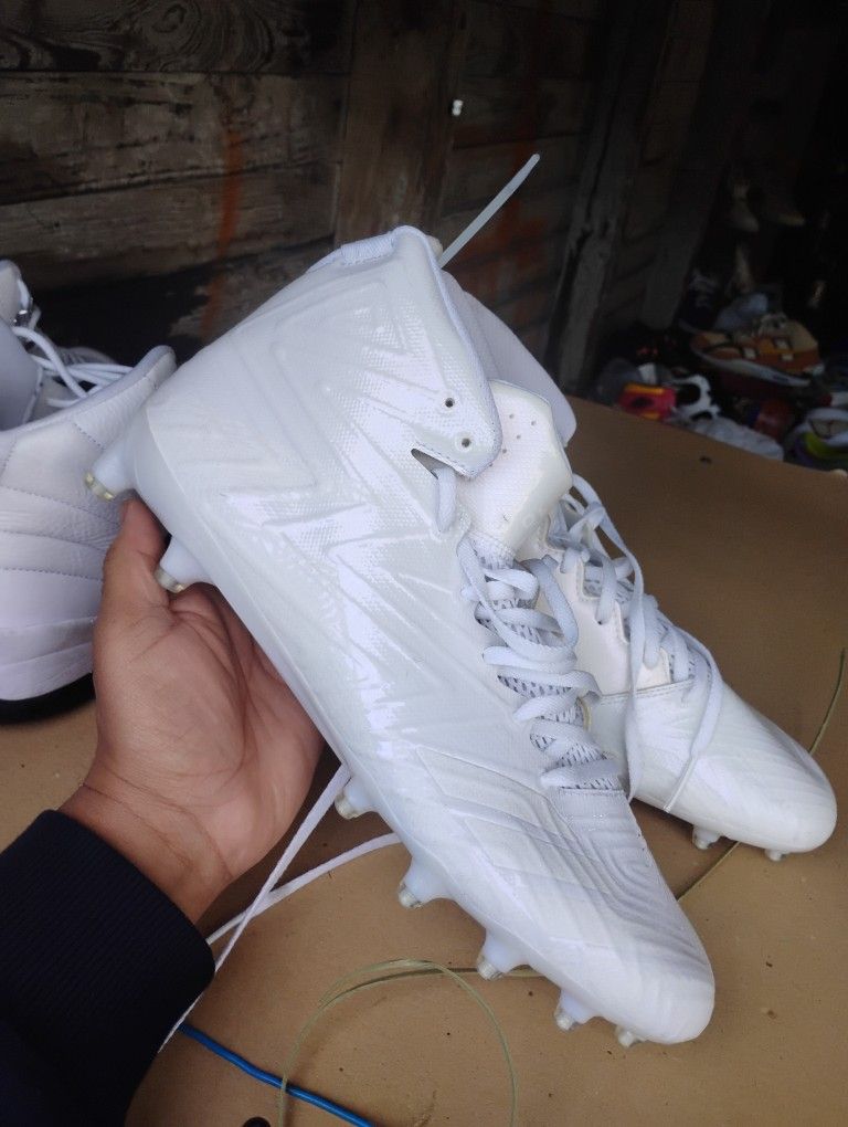 ADDIDA CLEATS SIZE 13 