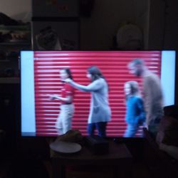 !50 Inch Samsung Tv With Mount For Wall!