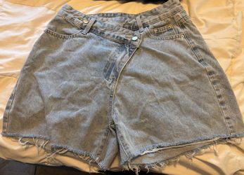 Shein crossover shorts