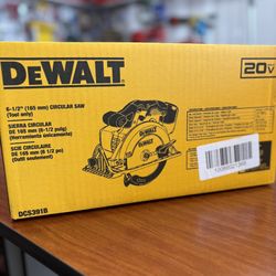 Dewalt New 61/2” Circular Saw 20v - Tool Only 