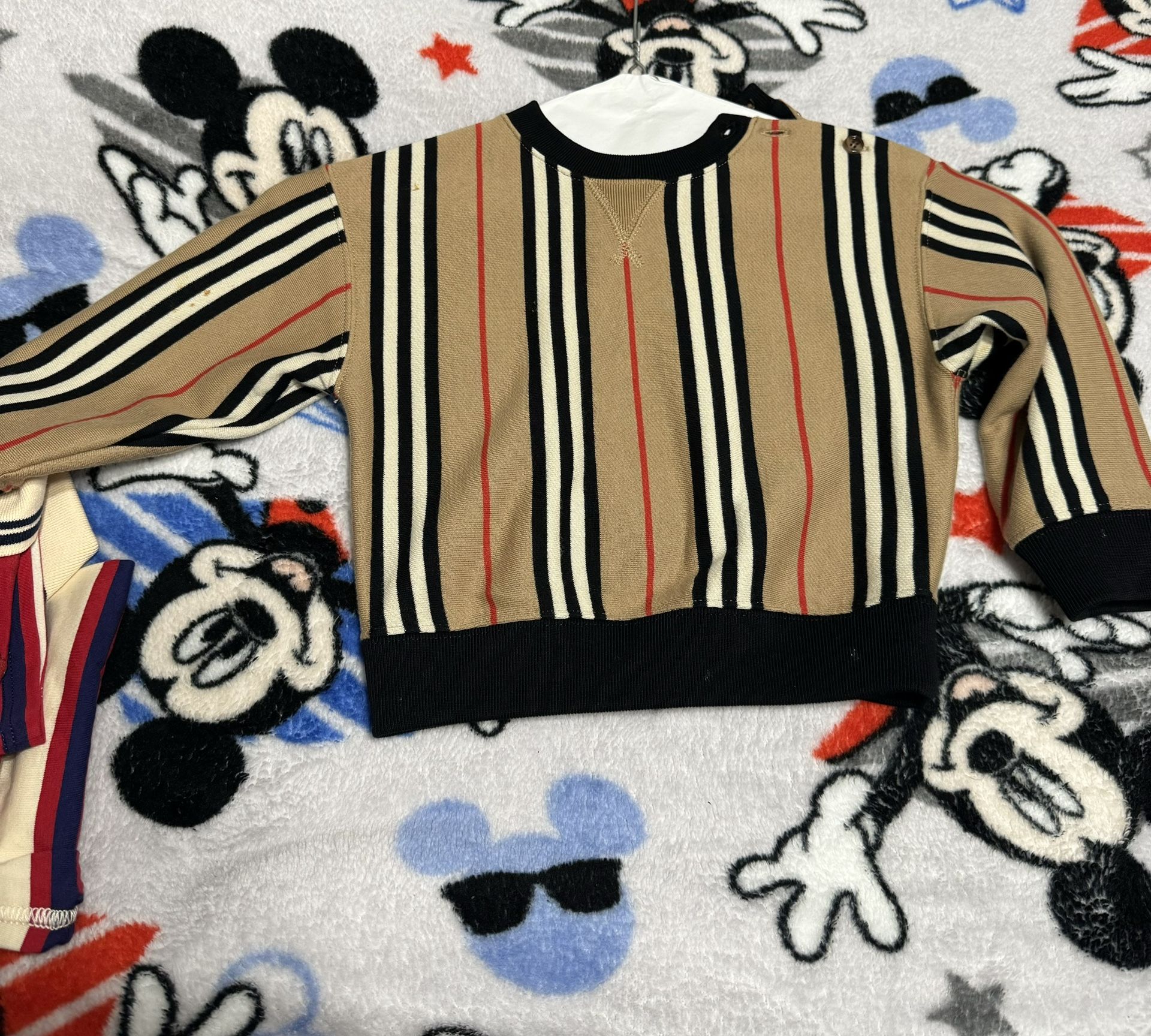 Burberry Sweater