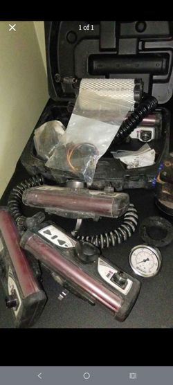 Portable air sampling pump kit with accessories