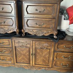 Dresser, drawers, and mirror