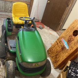 John Deere La130