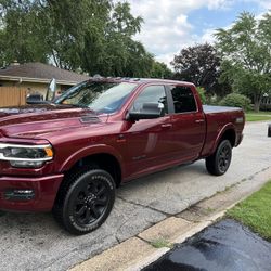 2022 Dodge Ram Cummins Laramie      