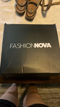“NEW Fashion Nova knee-high boots • Size 7 • Never worn