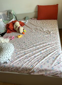 Queen size bed frame