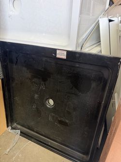 48x48 Center Drain Black Shower Base