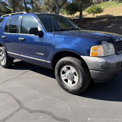 2004 Ford Explorer XLT