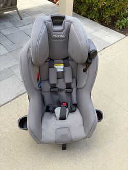 Nuna Rava Car seat