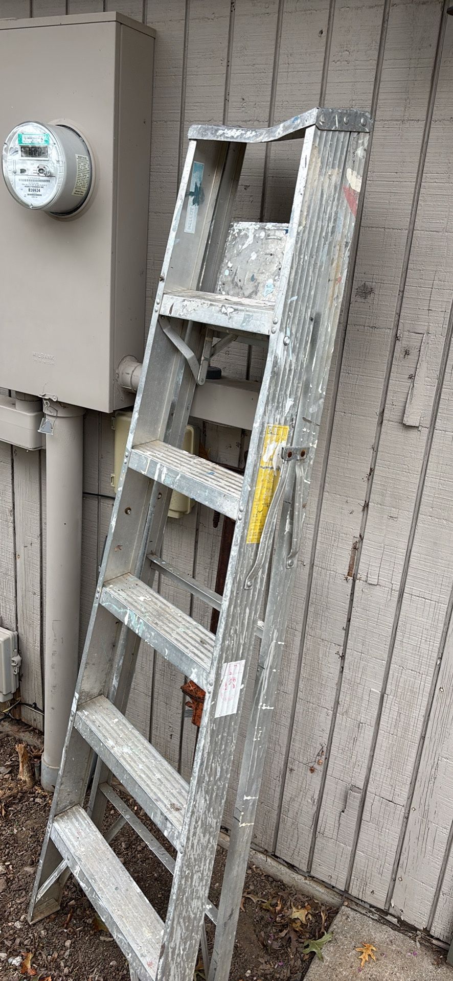 6ft Aluminum And 6ft Telescopic Ladders