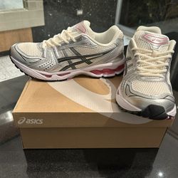 Asics Gel Kayano 14 Cream And Pink size 8.5, 9.5, 10.5, 11, 12