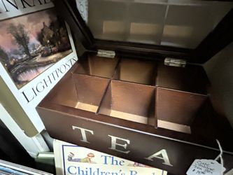 Cute Vintage Tea Box