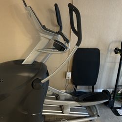 Octane Fitness Elliptical Q37xi