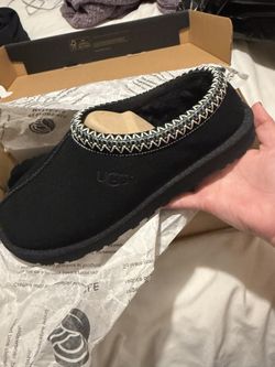 Ugg Size 7men/8woman