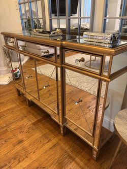 Gold mirror console/buffet